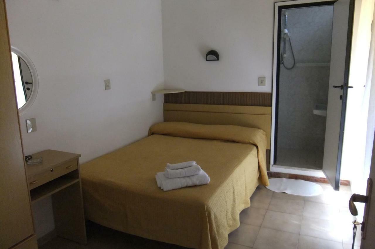 Albergo Villalma Римини Экстерьер фото